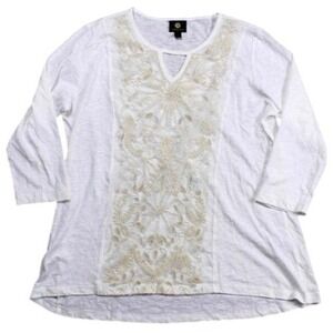jm‎ collection small white tee embroidered 3/4 sleeve keyhole casual
